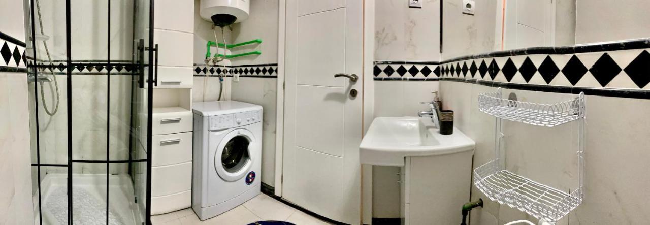 Dorotea Butterfly Apartment Budva Ngoại thất bức ảnh