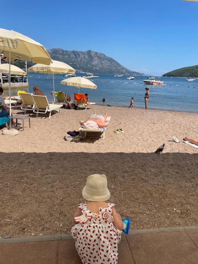 Dorotea Butterfly Apartment Budva Ngoại thất bức ảnh